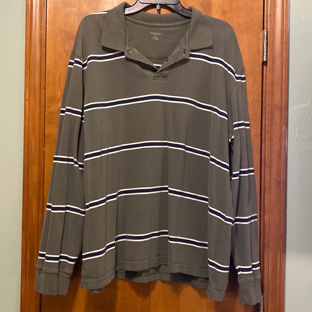 Mens Long-Sleeve Henley Shirt